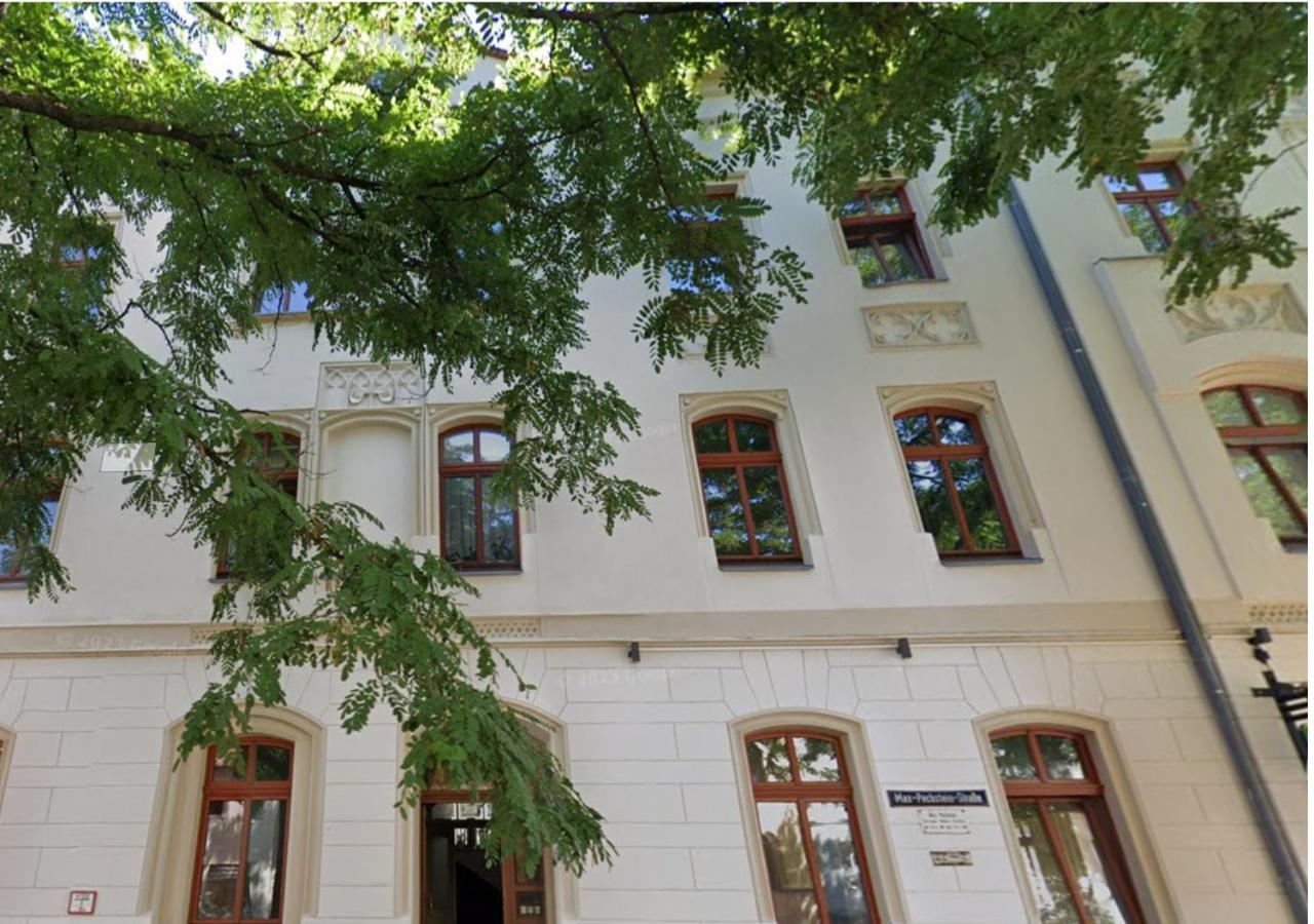 Historische Altbauwohnungen Im Zentrum Von Zwickau - Apolonialiving Phòng bức ảnh